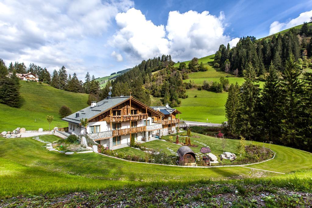 Alpine Mountain Chalet San Vigilio Di Marebbe Dış mekan fotoğraf