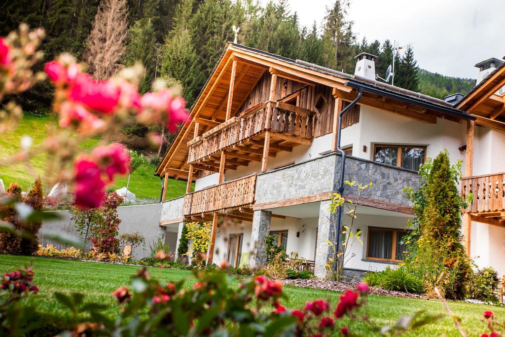 Alpine Mountain Chalet San Vigilio Di Marebbe Dış mekan fotoğraf